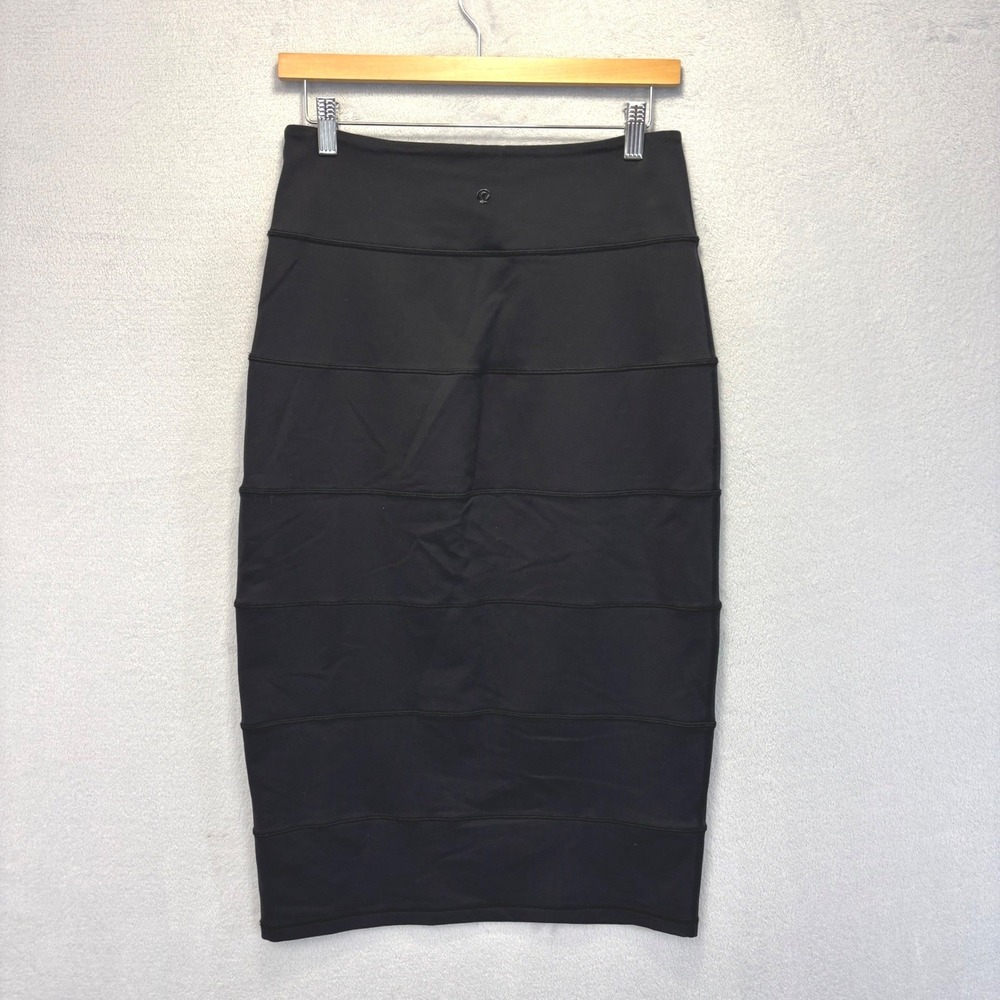 Lululemon Tiered Pencil Midi Skirt Womens 8 Black Seam Stretch Bodycon Yoga Over